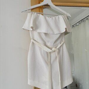 Aritzia Babaton White Romper - Size 2